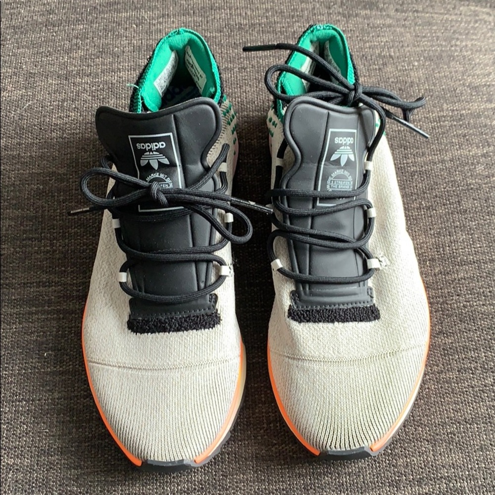 Alexander Wang Sneakers by Adidas - Picture 4 of 7